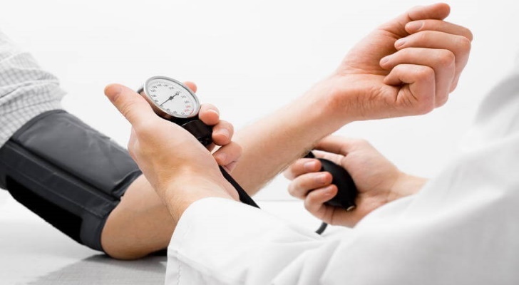 Hypertension Symptoms and Signs. High Blood Pressure