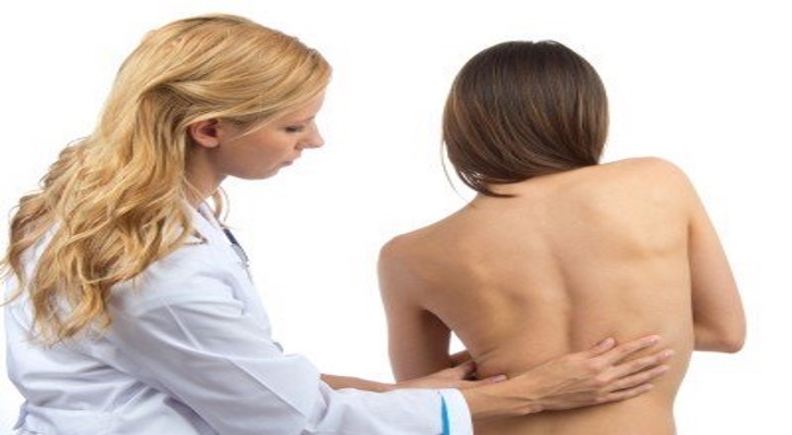 Scoliosis Signs, Symptoms and Treatment